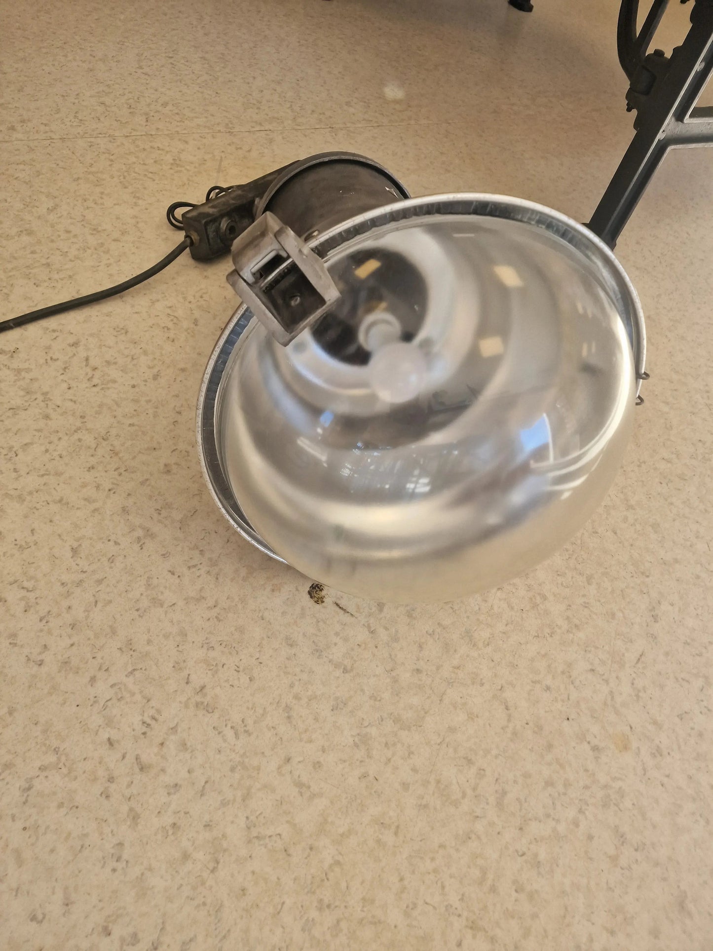 Lampe Applique Murale Industrielle – Métal Brossé 80 cm