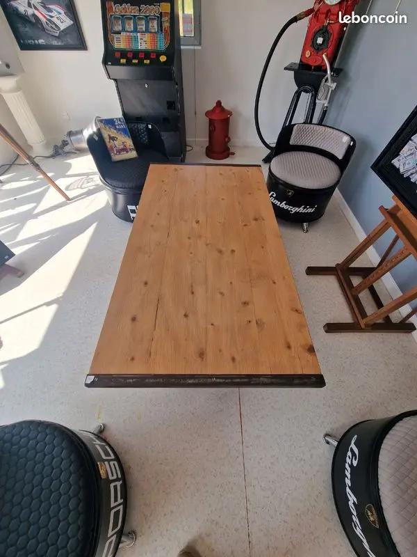 Table Basse Grande Roue Industrielle – Création Artisanale Unique Vintagedison