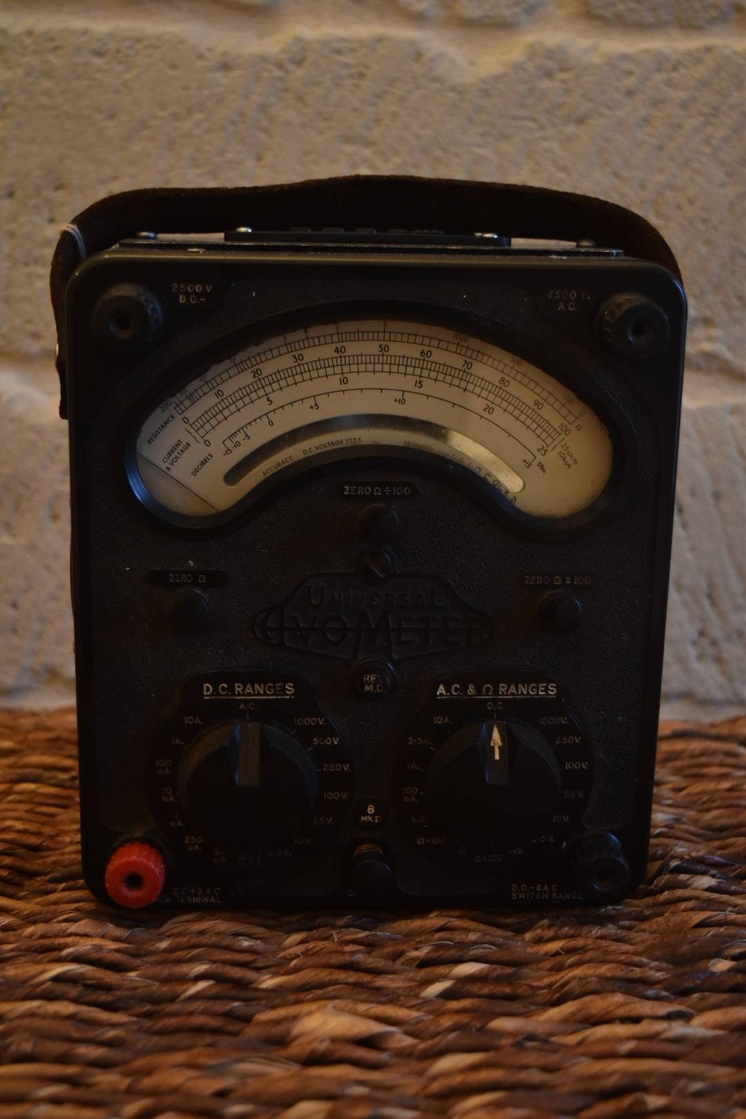 Enceinte bluetooth 5.0 vintage portable ancien avometre
