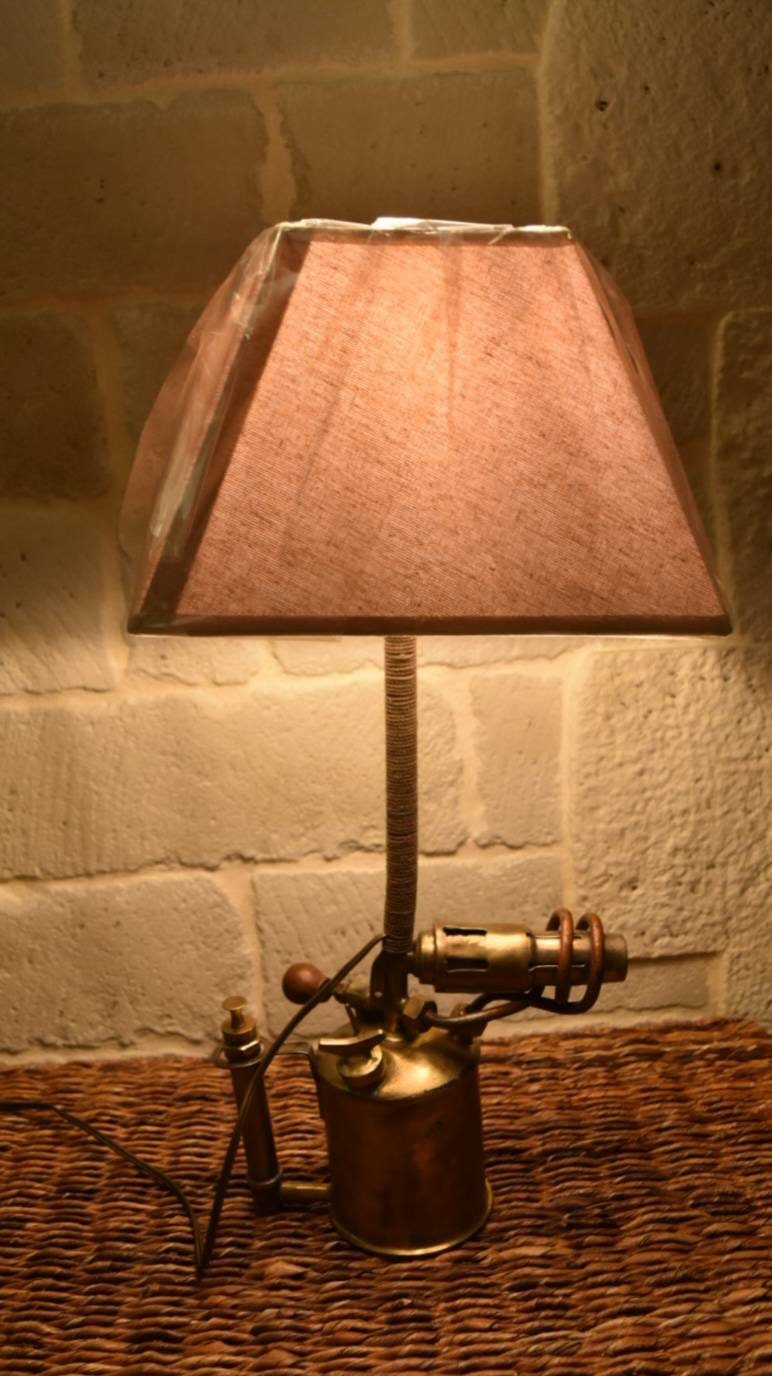 Lampe d'ancienne lampe à souder