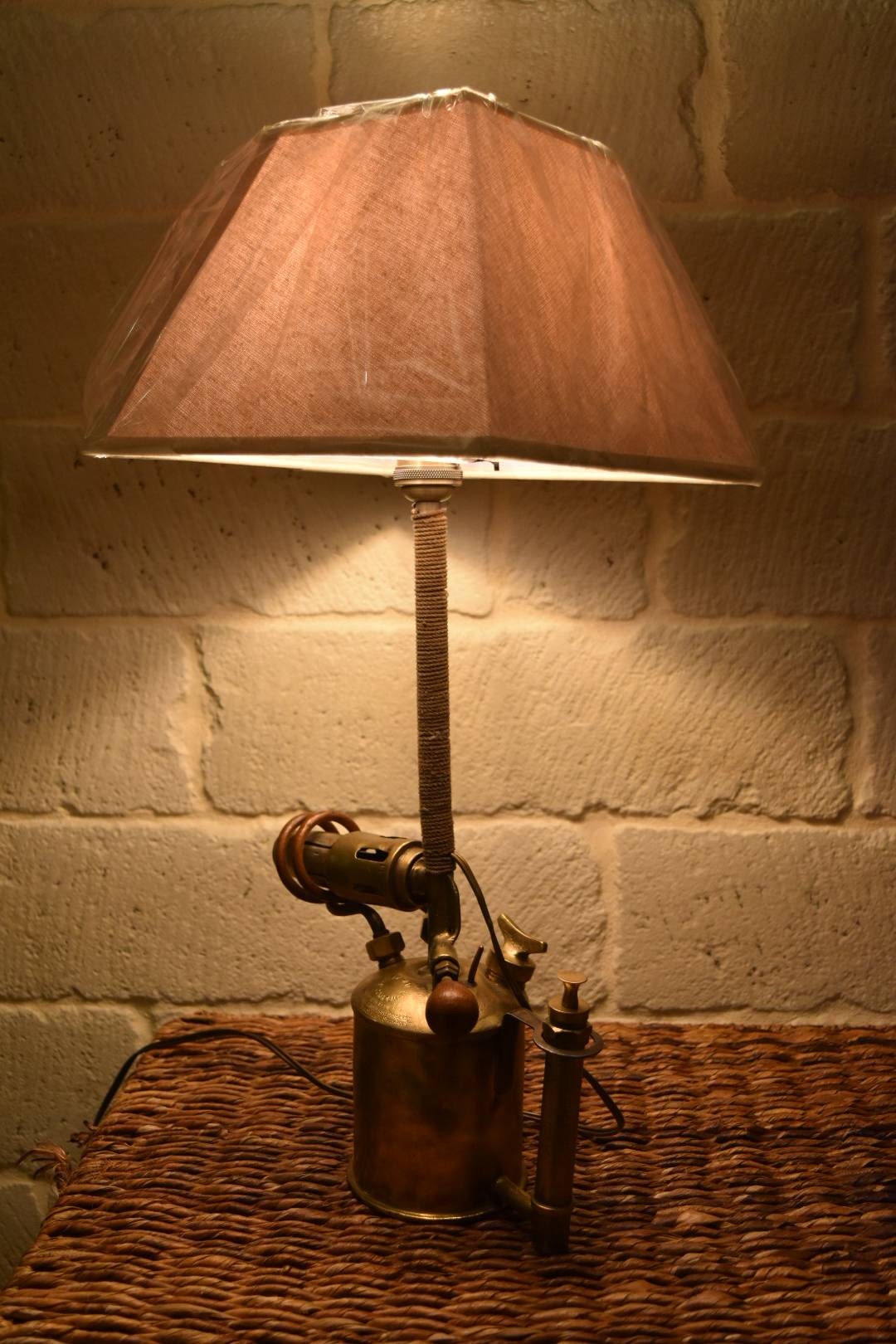 Lampe d'ancienne lampe à souder