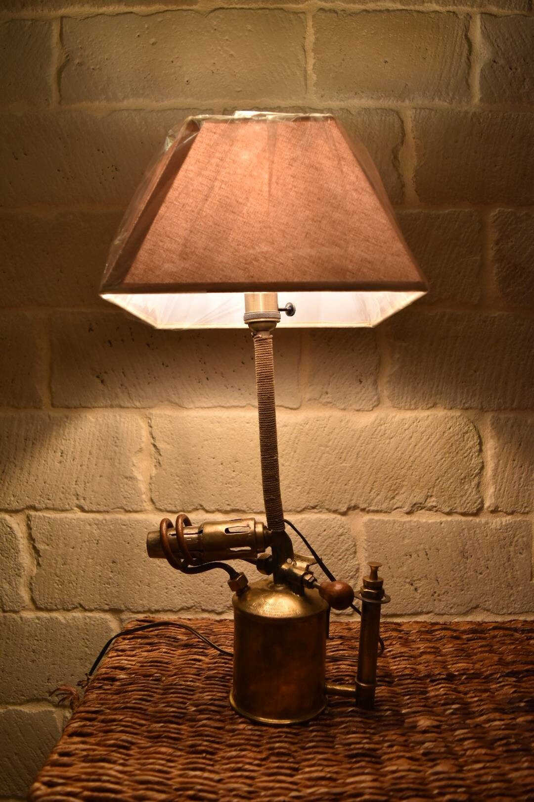 Lampe d'ancienne lampe à souder