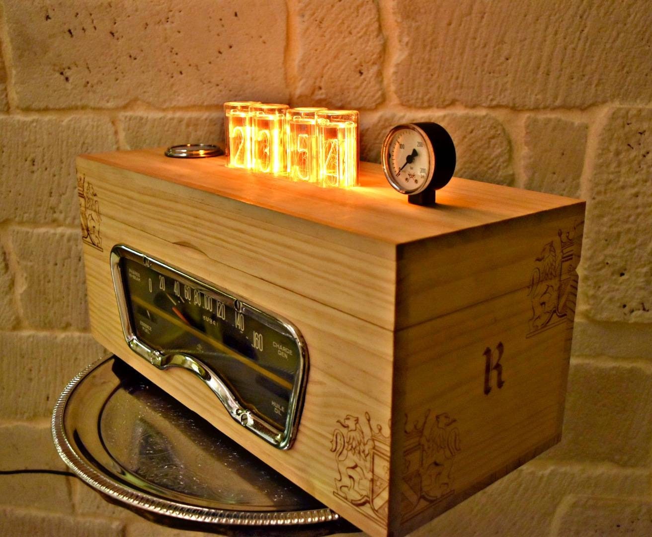 Nixie-Uhr-LED-Automessgerät