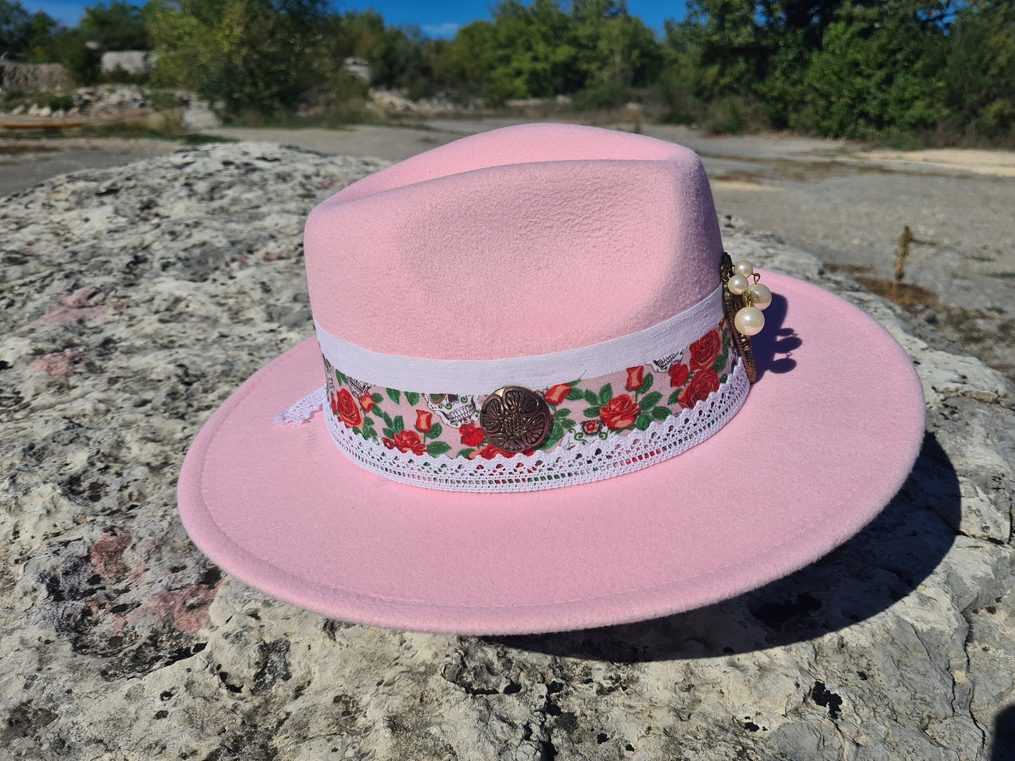 chapeau fedora rose femme