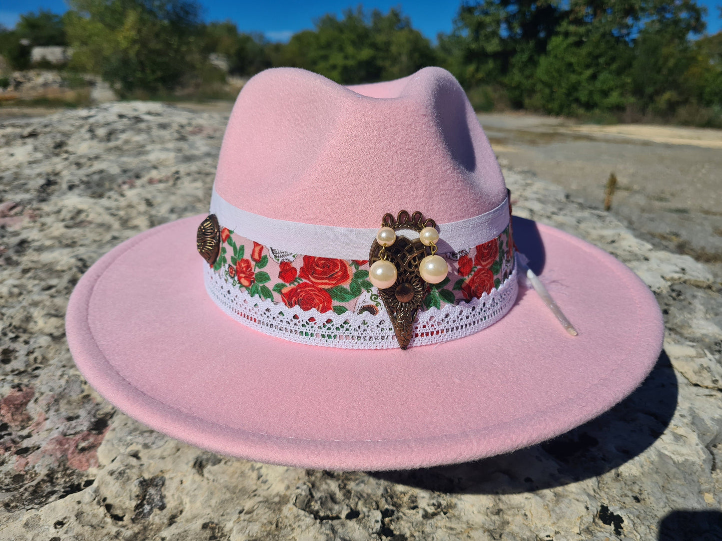 chapeau fedora rose femme