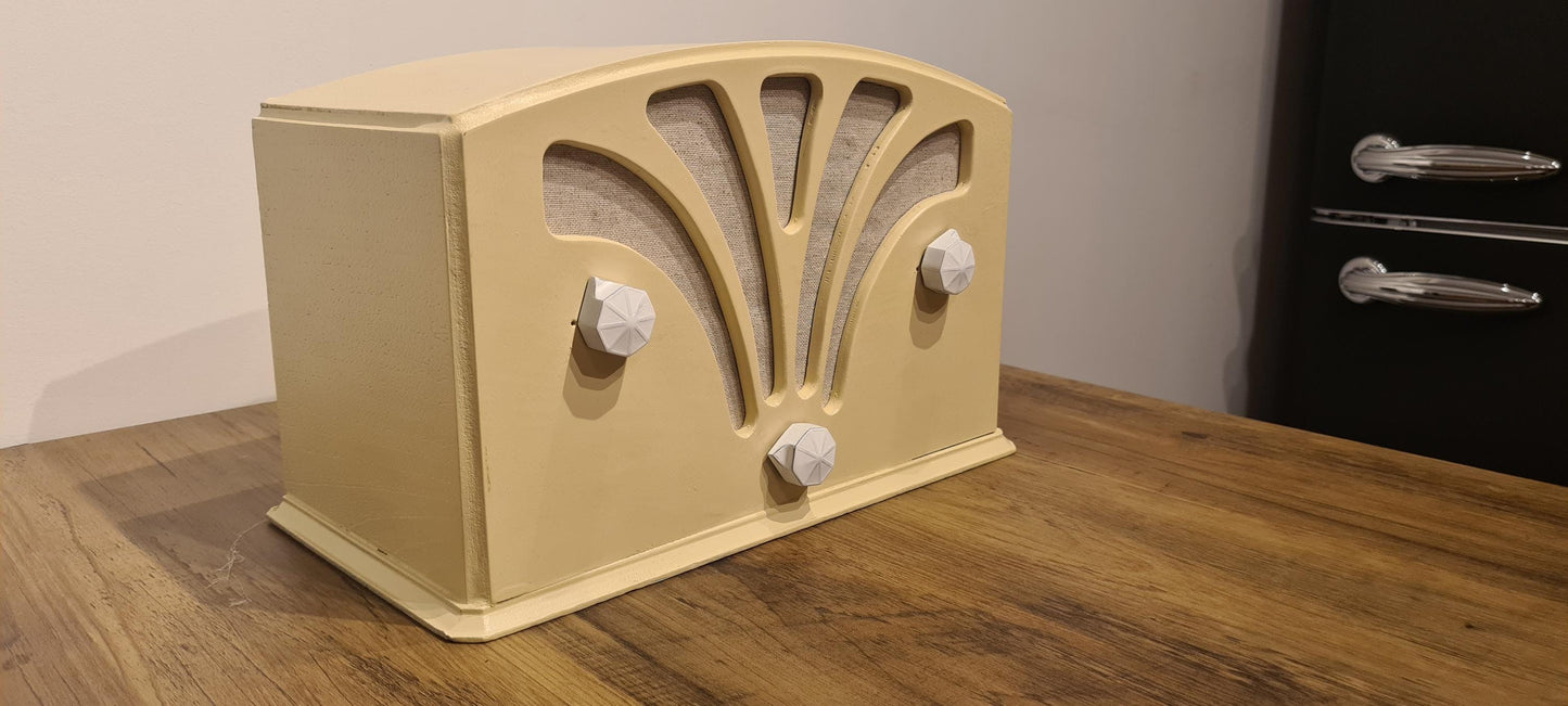 enceinte bluetooth 5.0 vintage dans ancienne radio.