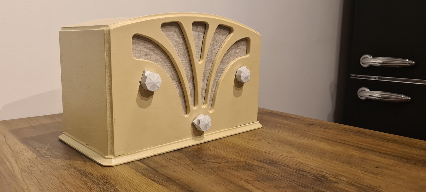 enceinte bluetooth 5.0 vintage dans ancienne radio.
