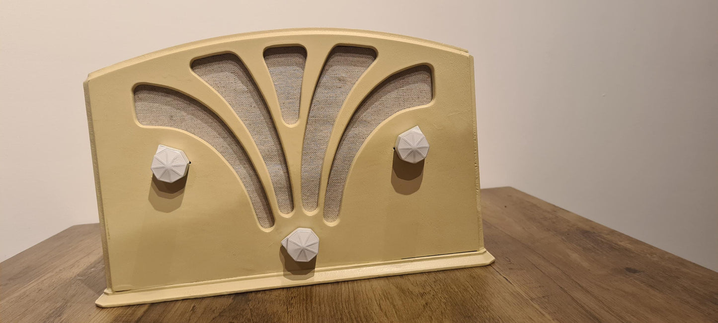 enceinte bluetooth 5.0 vintage dans ancienne radio.