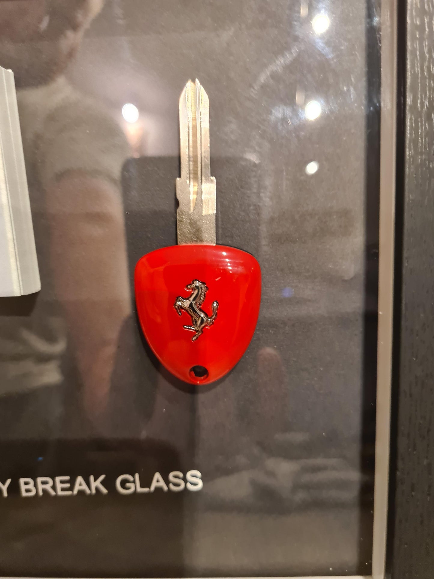Rahmen für Notfahrten Ferrari