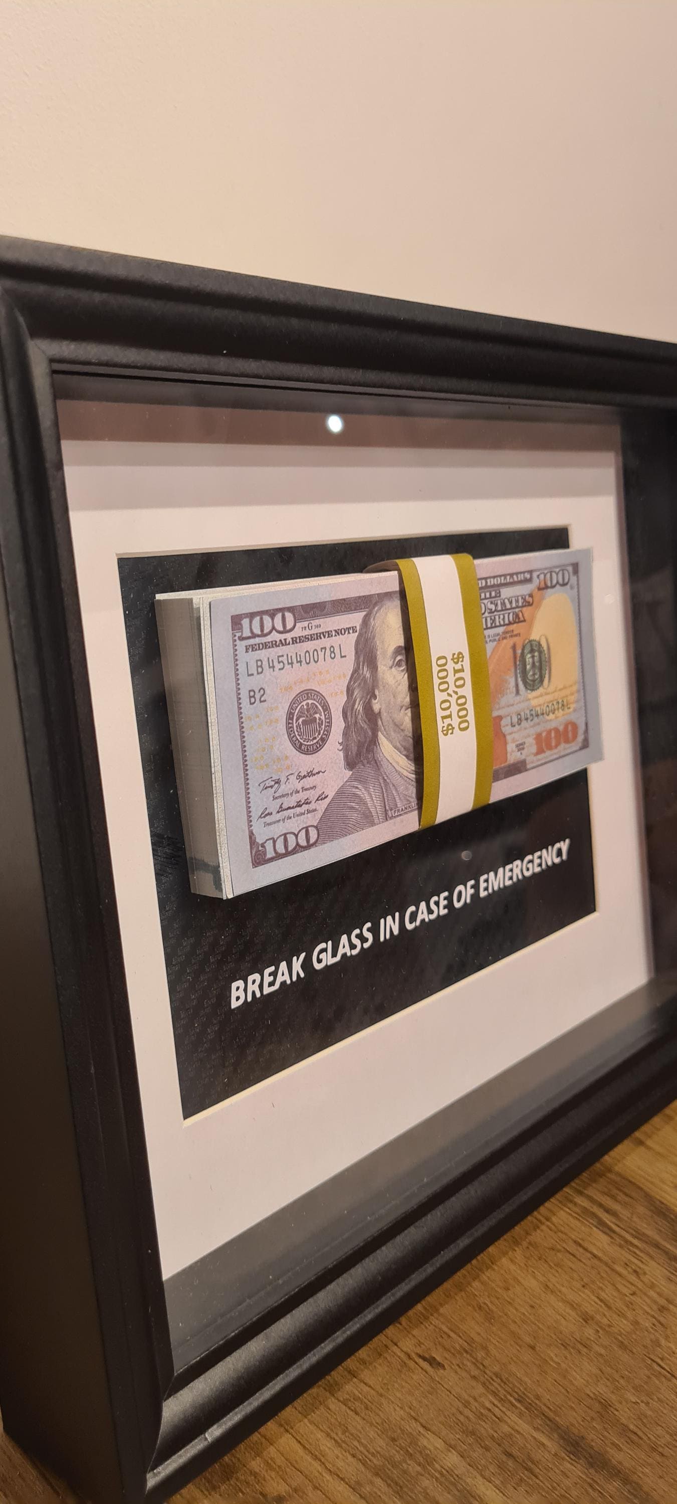 Rahmen für den Notfall Dollar