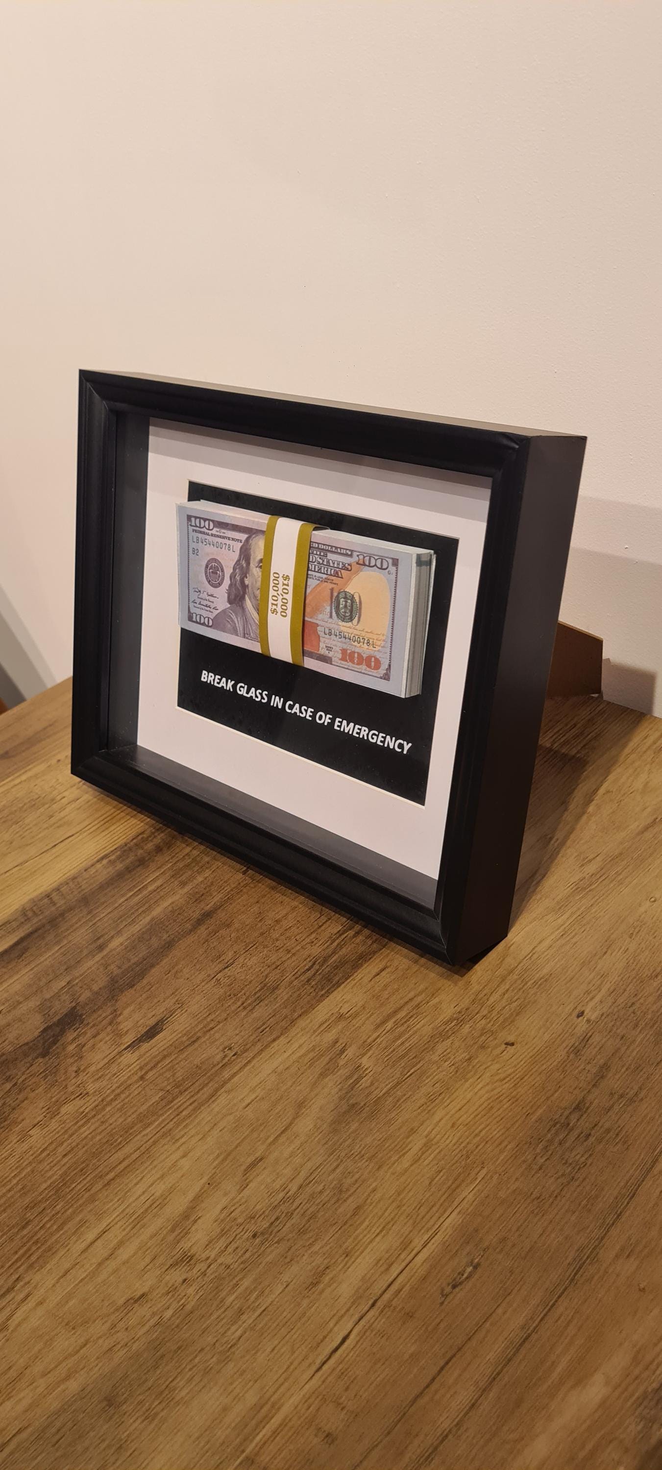 Rahmen für den Notfall Dollar