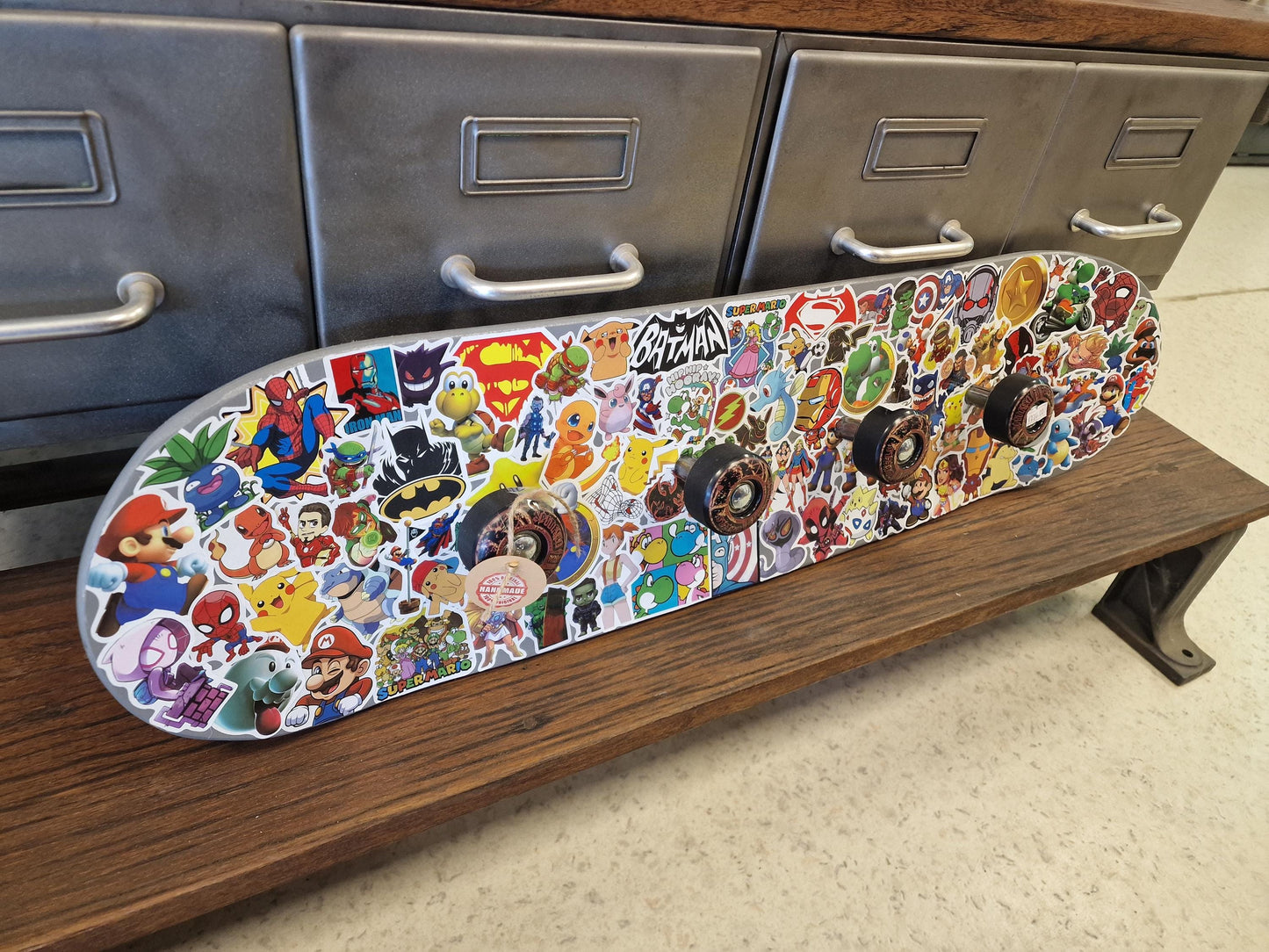 skateboard porte manteau pop art Etsy