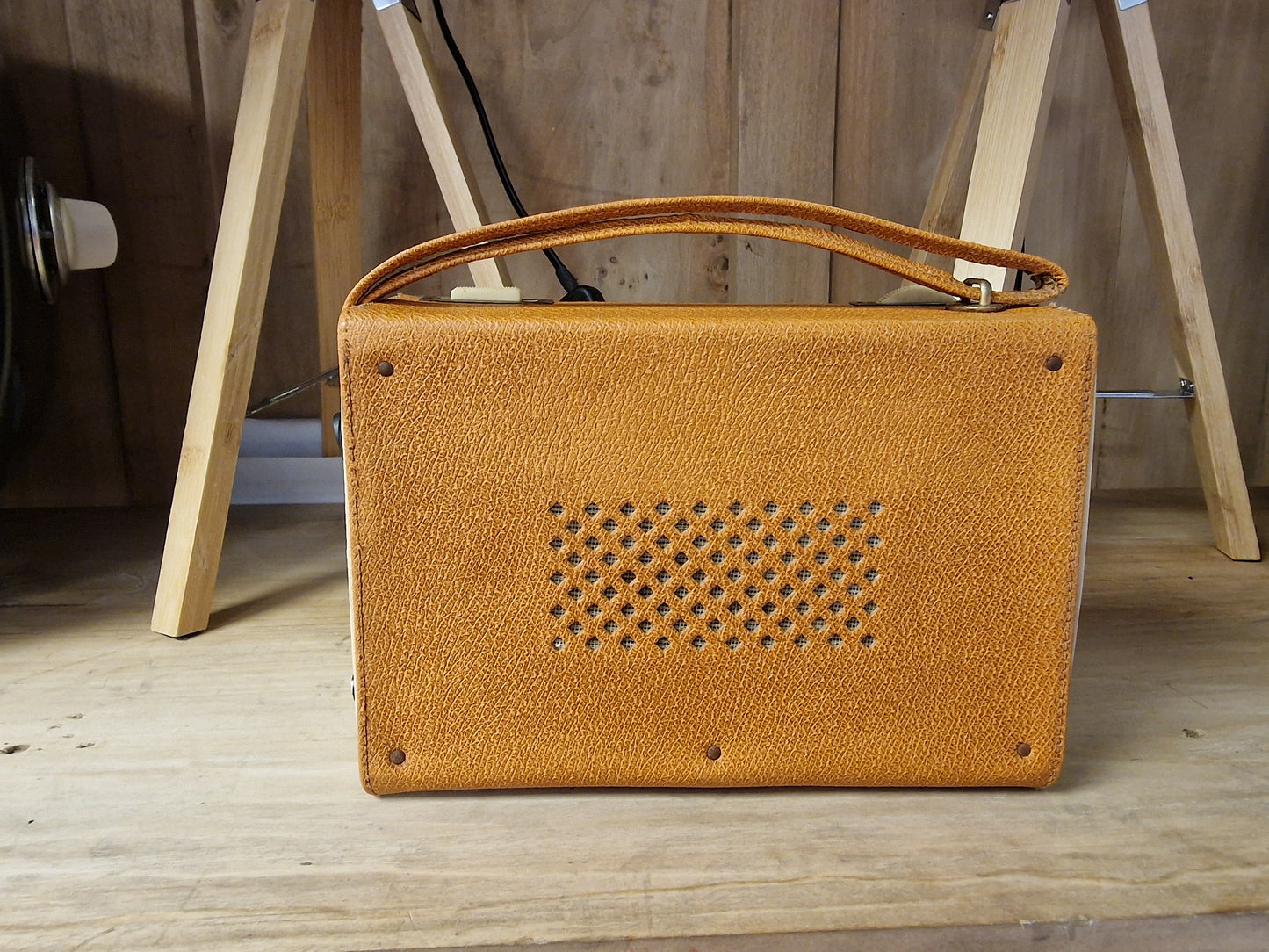 ENCEINTE BLUETOOTH vintage schneider Vintagedison