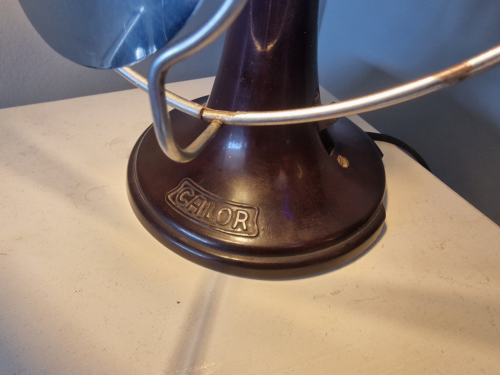 Lampe ancien ventilateur Calor – création vintage artisanale upcyclée Vintagedison