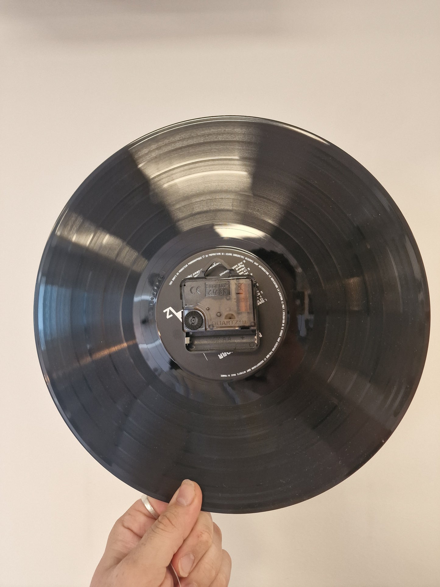 Horloge Vinyle Ardéche de fons – Une Horloge Vintage Unique pour les amoureux de l'Ardèche