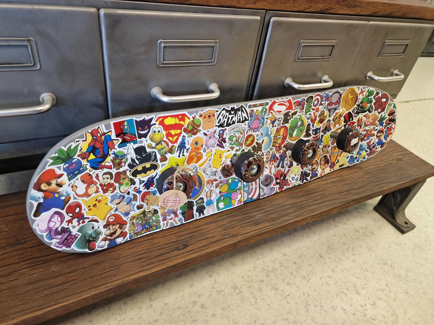 skateboard porte manteau pop art Etsy