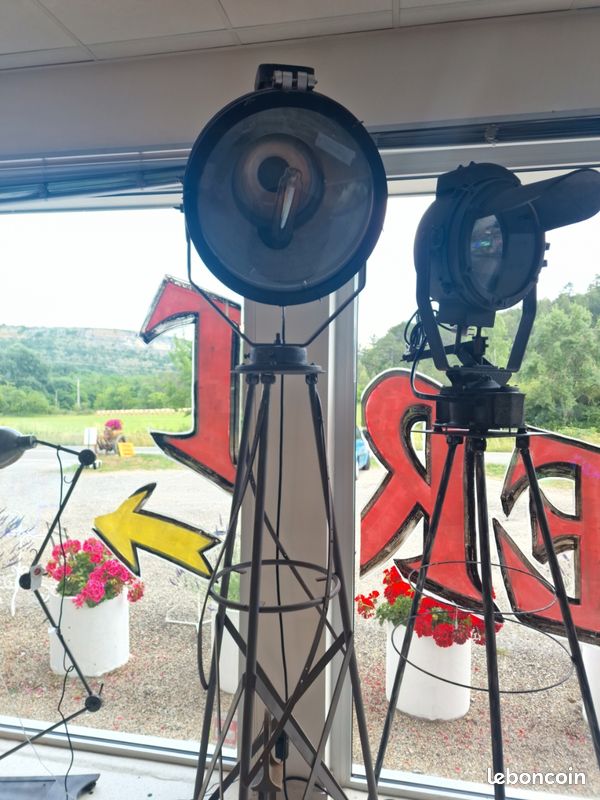 Lampe projecteur INDUSTRIEL de mirador de prison Vintagedison