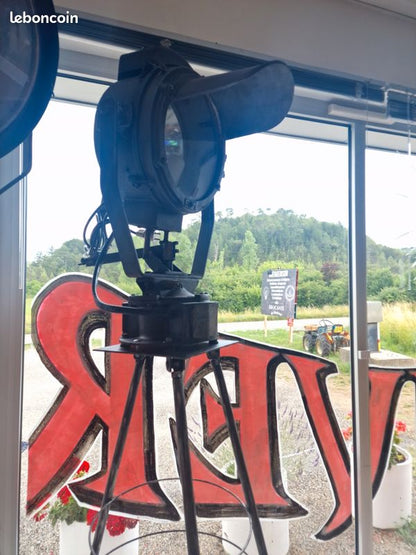 Lampe projecteur INDUSTRIEL de mirador de prison Vintagedison