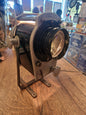Ancien projecteur GRUBER transformé en lampe – Luminaire industriel vintage