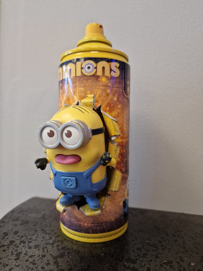 Bombe de peinture custom minions– Figurine des minions tong pop culture artisanale