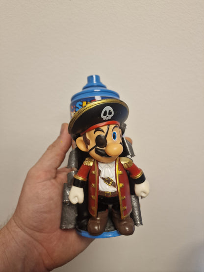 Bombe de peinture custom nintendo  – Figurine mario pirate   pop culture artisanale