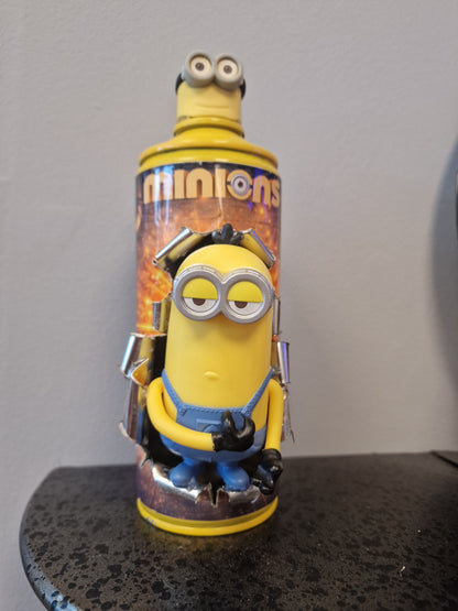 Bombe de peinture custom minions– Figurine des minions 3 pop culture artisanale