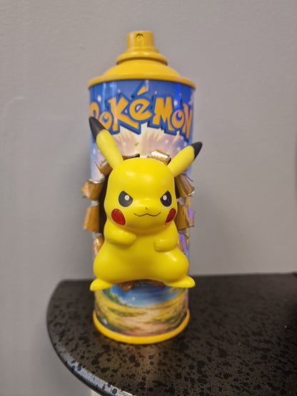 Bombe de peinture custom pokemon – Figurine pikachu pop culture artisanale