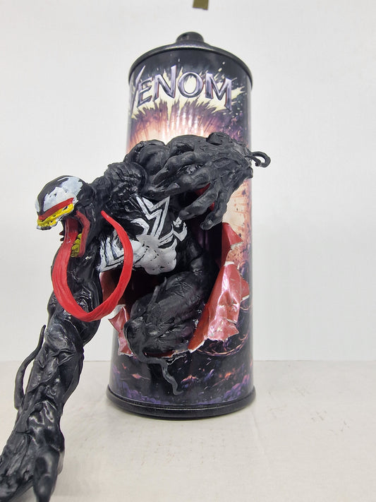 Bombe de peinture custom marvel – Figurine venom pop culture artisanale