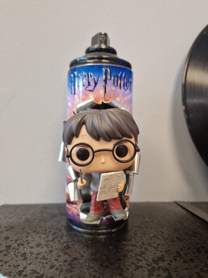Bombe de peinture Harry Potter Customisée 2 – Décoration Geek & Pop Art 3D avec Figurine | Pièce Artisanale Unique