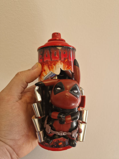 Bombe de peinture custom marvel – Figurine deadpool pikachu pop culture artisanale