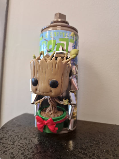 Bombe de peinture custom Groot – Décoration 3D Gardiens de la Galaxie – Art urbain Pop Culture – Pièce artisanale originale