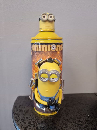 Bombe de peinture custom minions– Figurine des minions 3 pop culture artisanale