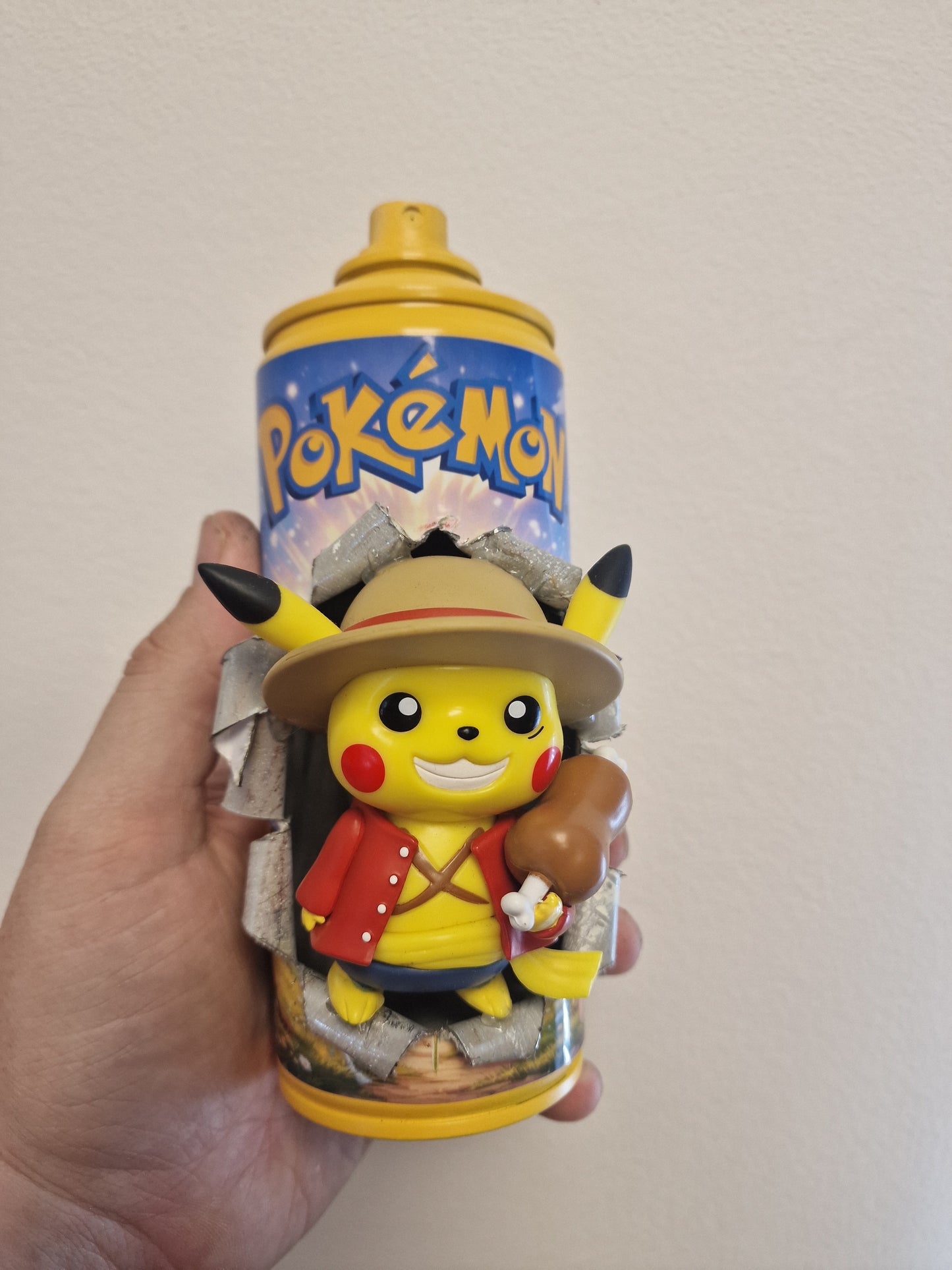 Bombe de peinture custom pokemon – Figurine pop pikachu one piece pop culture artisanale
