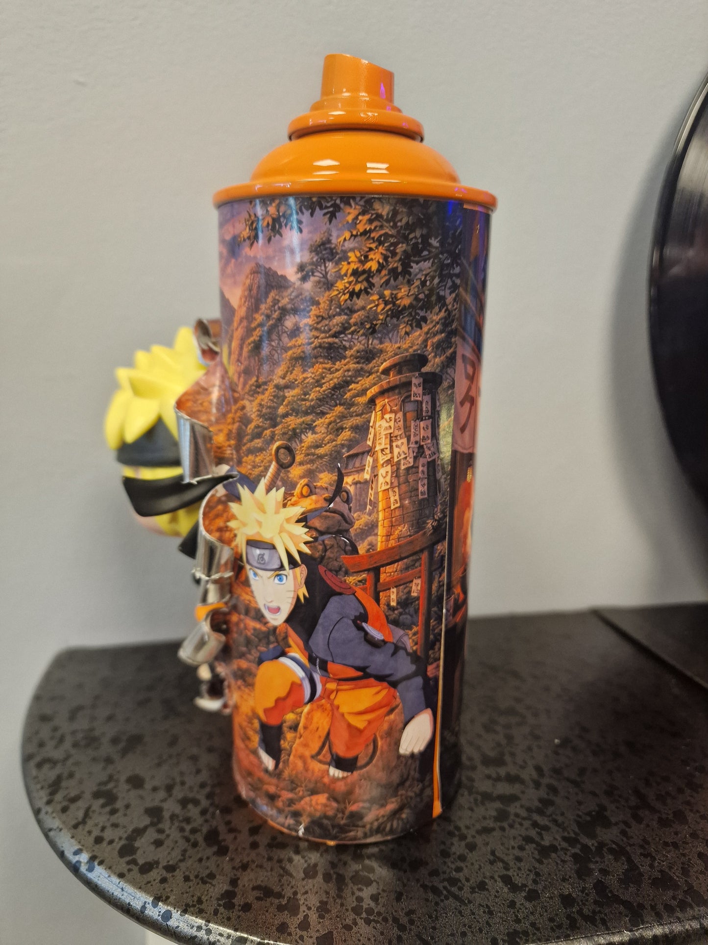 Bombe de peinture custom pokemon – Figurine pop naruto pop culture artisanale