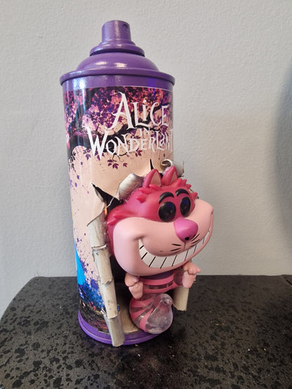 Bombe de peinture Alice au Pays des Merveilles – Chat du Cheshire – Décoration Disney customisée