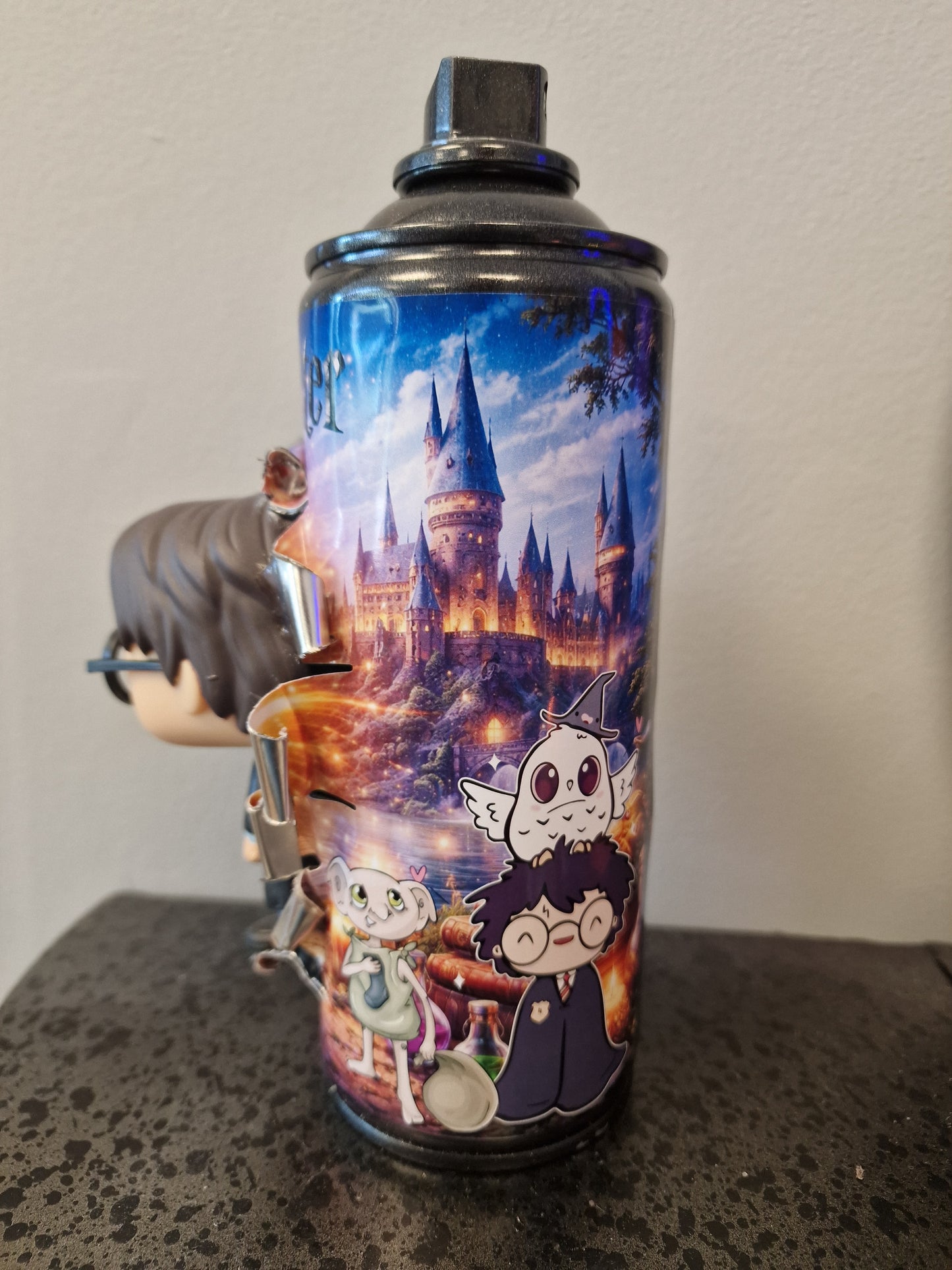 Bombe de peinture Harry Potter Customisée – Décoration Geek & Pop Art 3D avec Figurine | Pièce Artisanale Unique