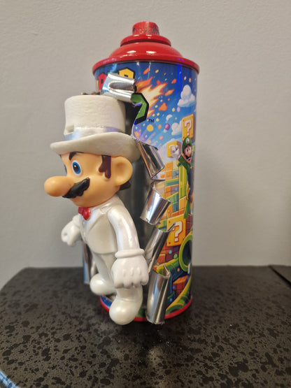 Bombe de peinture custom nintendo  – Figurine mario costume pop culture artisanale