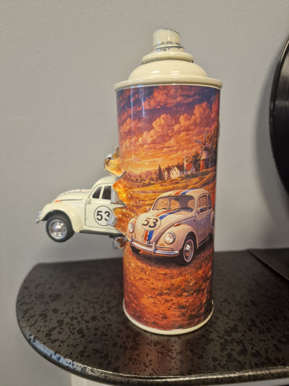 Bombe de peinture custom Volkswagen – Figurine coccinelle pop culture artisanale