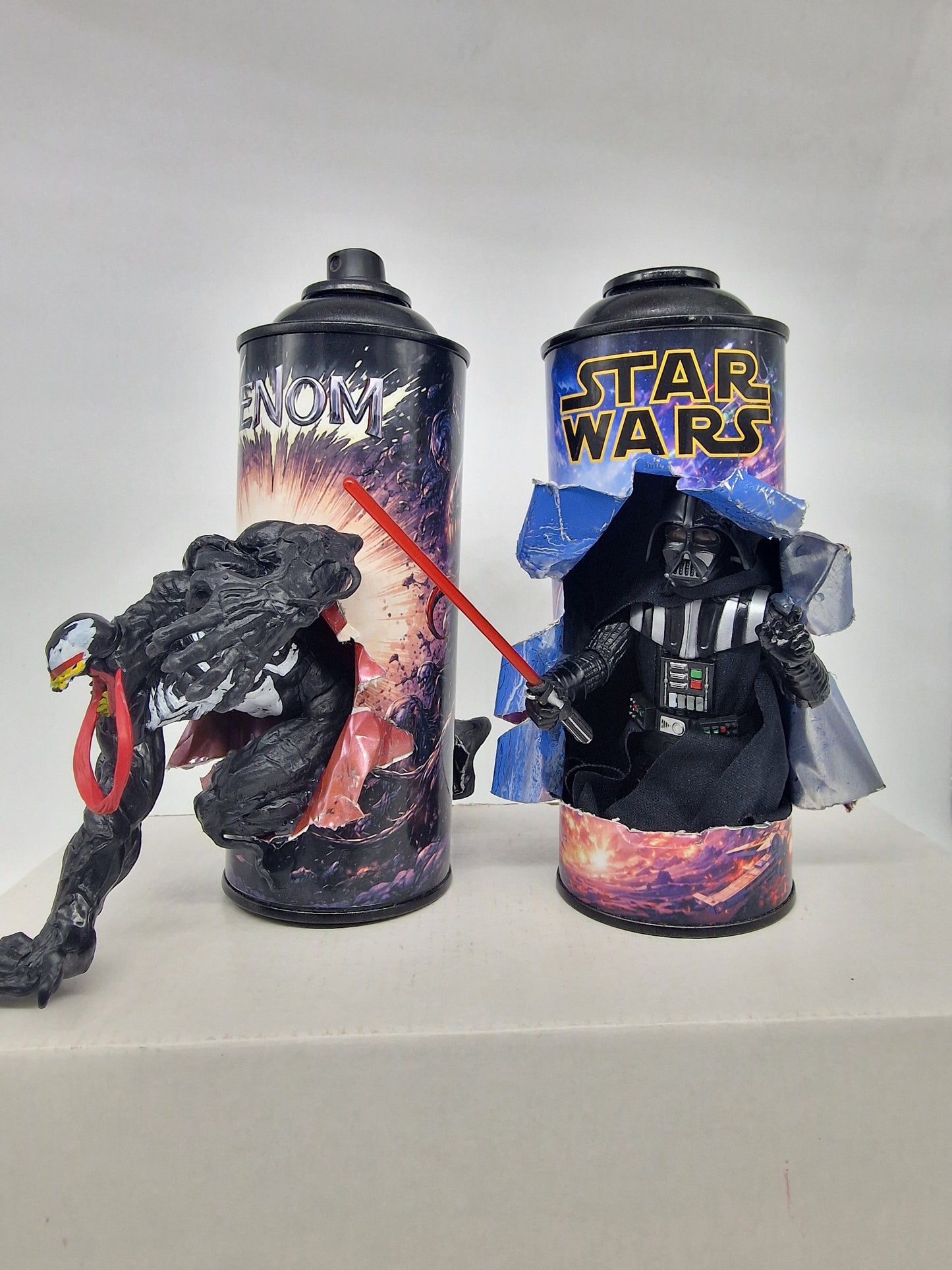 Bombe de peinture custom marvel – Figurine venom pop culture artisanale