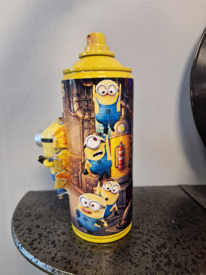 Bombe de peinture custom minions– Figurine des minions tong pop culture artisanale