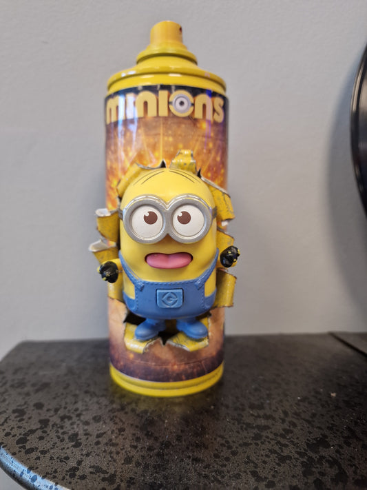 Bombe de peinture custom minions– Figurine des minions tong pop culture artisanale