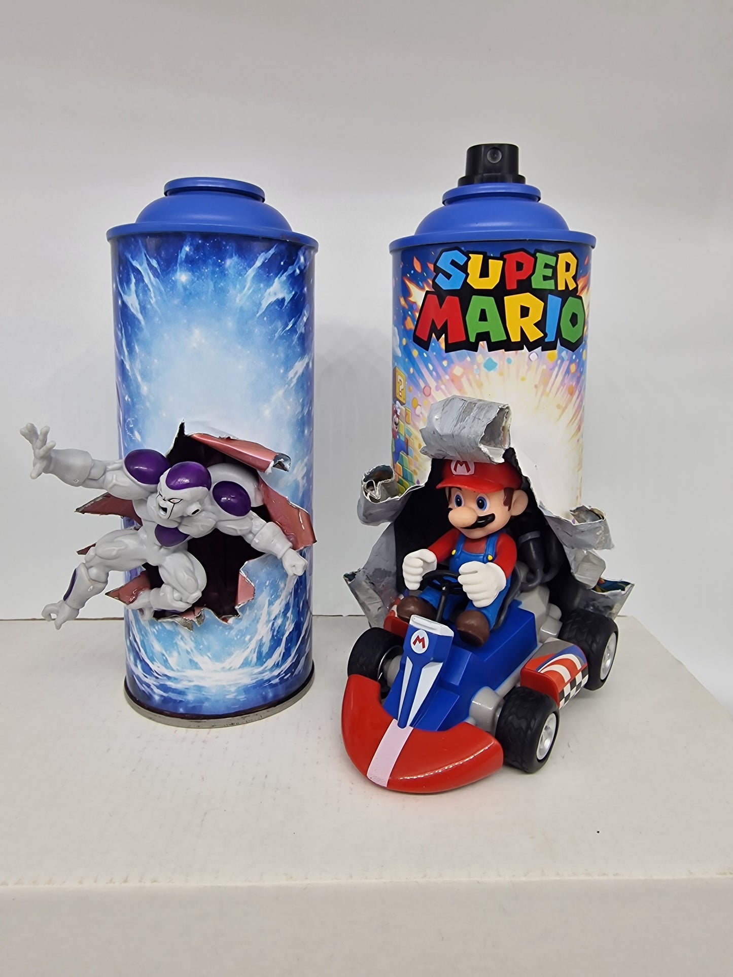 Bombe de peinture custom nintendo  – Figurine mario pop culture artisanale