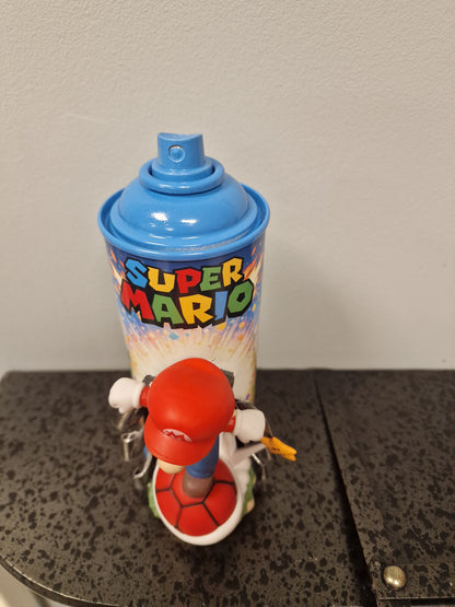 Bombe de peinture custom nintendo  – Figurine mario soccer pop culture artisanale