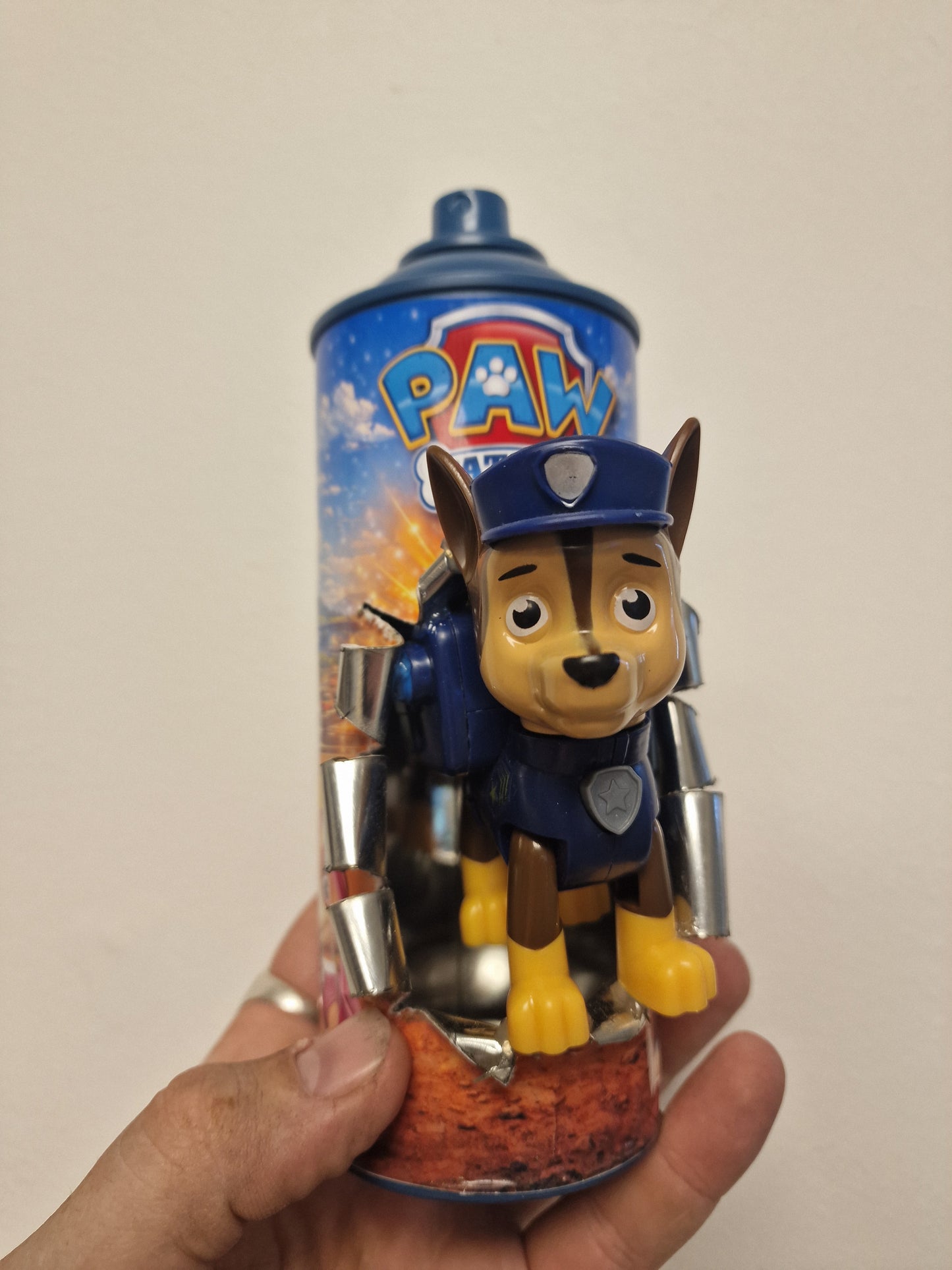 Bombe de peinture custom pat patrouille 1– Figurine chase pop culture artisanale