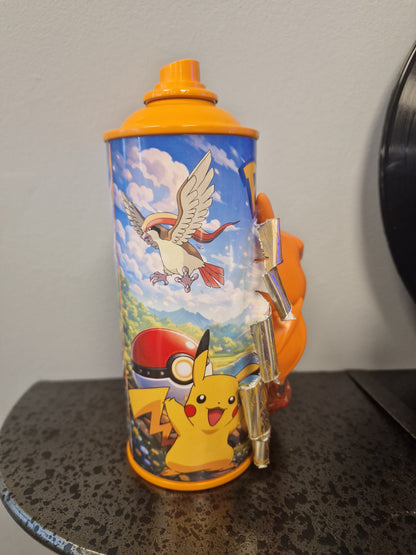 Bombe de peinture custom pokemon – Figurine pikachu dracofeu pop culture artisanale
