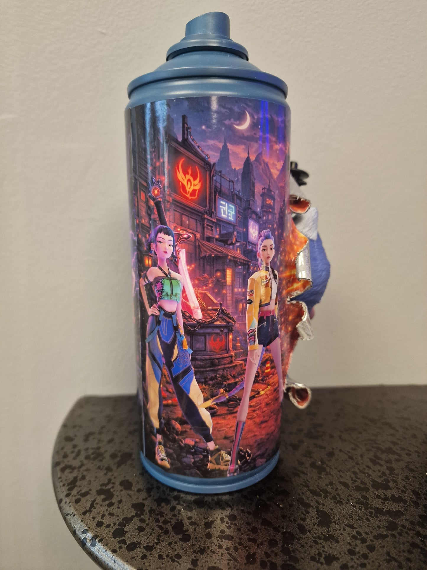 Bombe de peinture custom pokemon – Figurine Kpop demon hunter pop culture artisanale