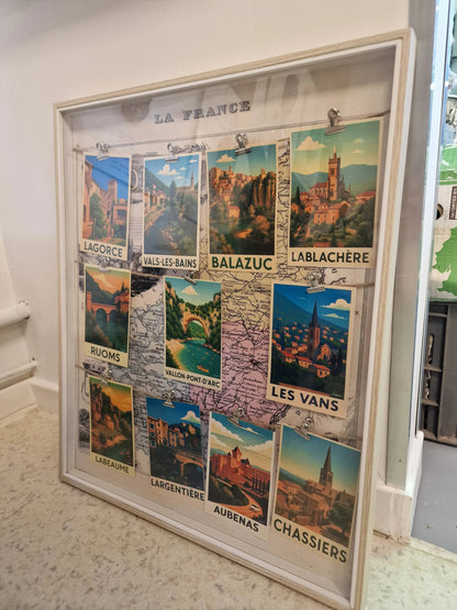 Cadre Souvenir  village d’Ardèche – carte vintage et affiches rétro des plus beaux villages Vintagedison