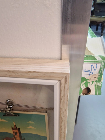 Cadre Souvenir  village d’Ardèche – carte vintage et affiches rétro des plus beaux villages Vintagedison