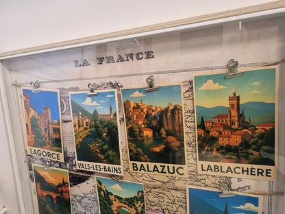 Cadre Souvenir  village d’Ardèche – carte vintage et affiches rétro des plus beaux villages Vintagedison