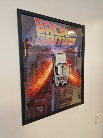 Cadre Back to the Future DeLorean – Tableau Retour vers le Futur 40x50 – Décoration cinéma geek – Voiture DeLorean